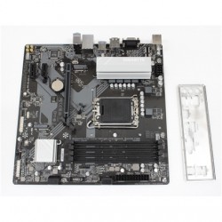 SALE OUT. Gigabyte USED, REFURBISHED, WITHOUT ACCESSORIES, ONLY BACK PANEL INCLUDED